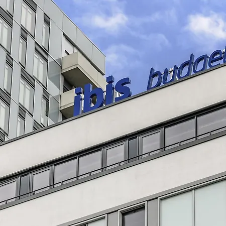 Отель Ibis Budget Alexanderplatz *